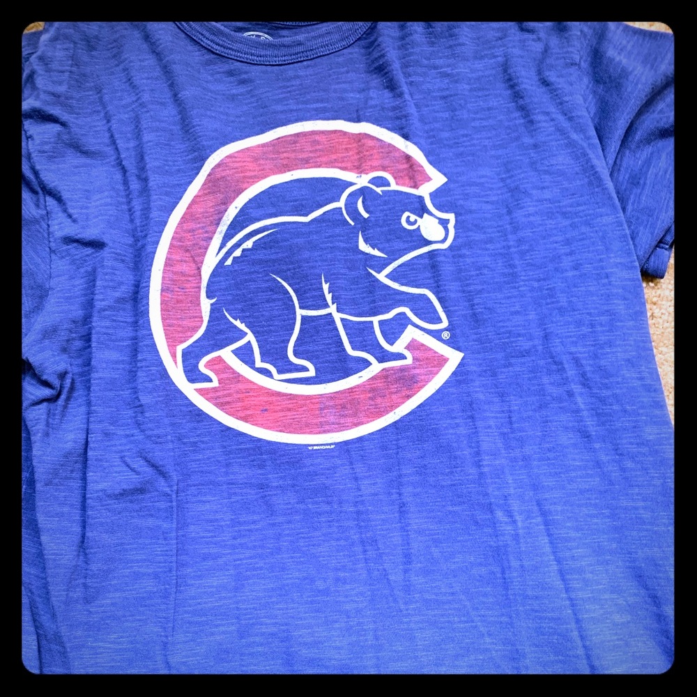 47 Brand Vintage fade Chicago Cubs fan t-shirt